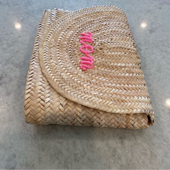 Poolside “Mom” Straw Envelope Clutch Bag